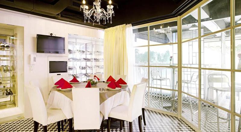 บลูเจย์ เรสซิเดนซ์ Hotel ฮ่องกง ภายนอก รูปภาพ