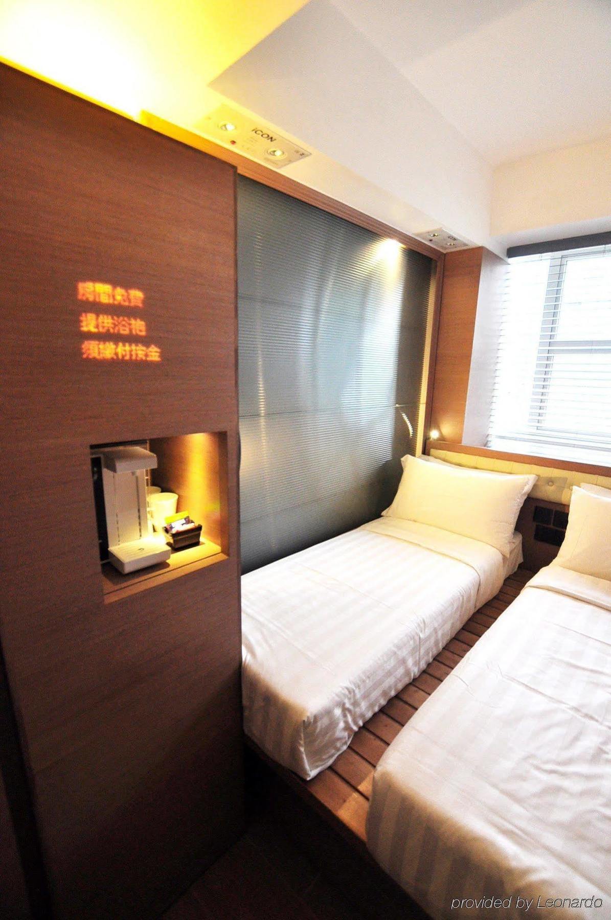 บลูเจย์ เรสซิเดนซ์ Hotel ฮ่องกง ภายนอก รูปภาพ