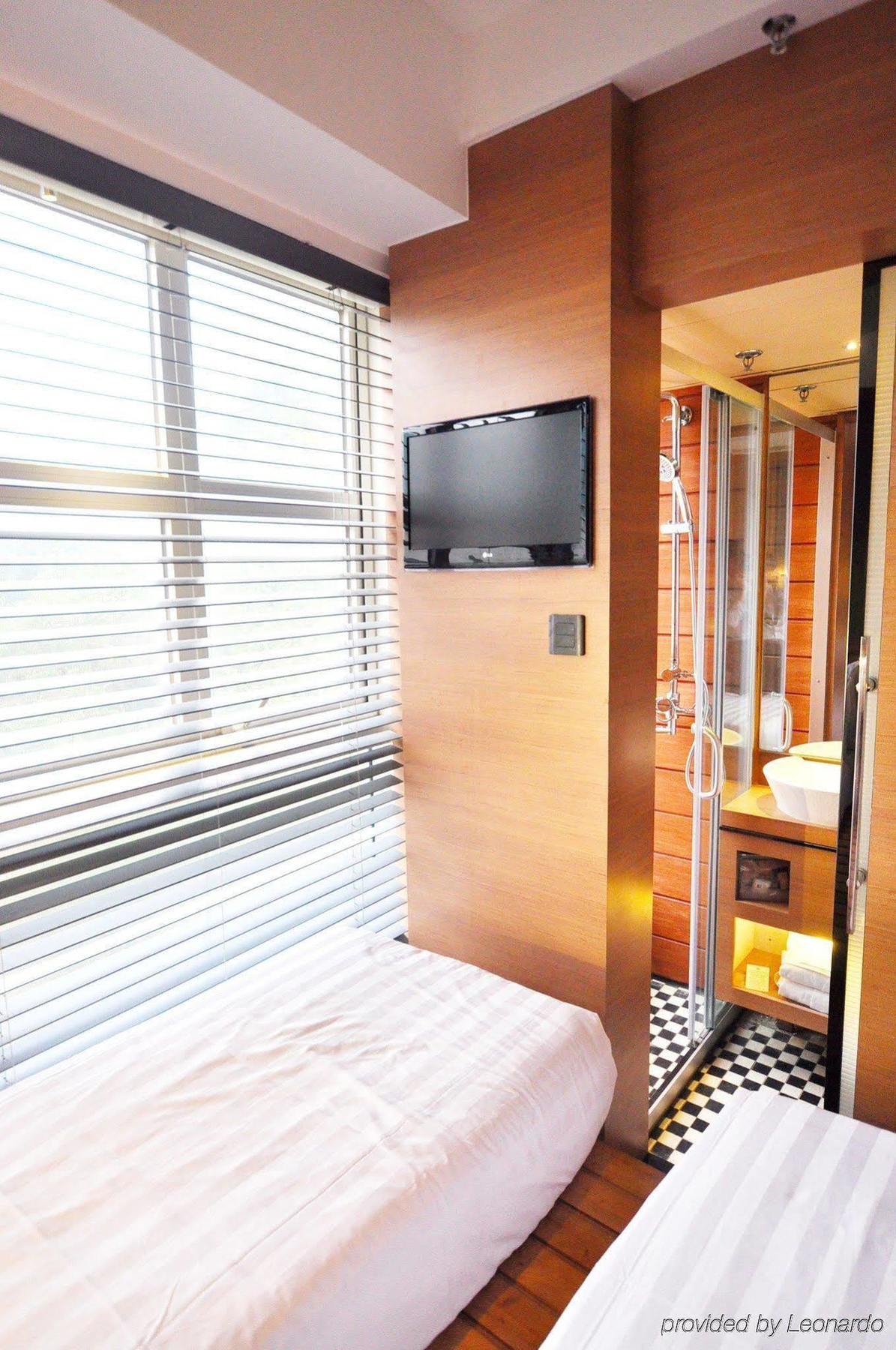 บลูเจย์ เรสซิเดนซ์ Hotel ฮ่องกง ภายนอก รูปภาพ