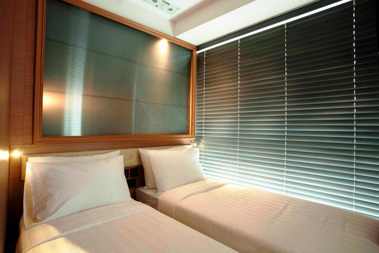 บลูเจย์ เรสซิเดนซ์ Hotel ฮ่องกง ภายนอก รูปภาพ